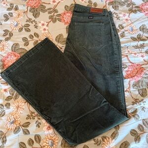 Wrangler Women’s Green Corduroy Jeans